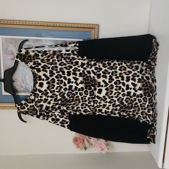 BIBI Cold Shoulder Animal Print Long Sleeve XLarge Fall Cozy Soft Knit Buckle - Picture 9 of 10